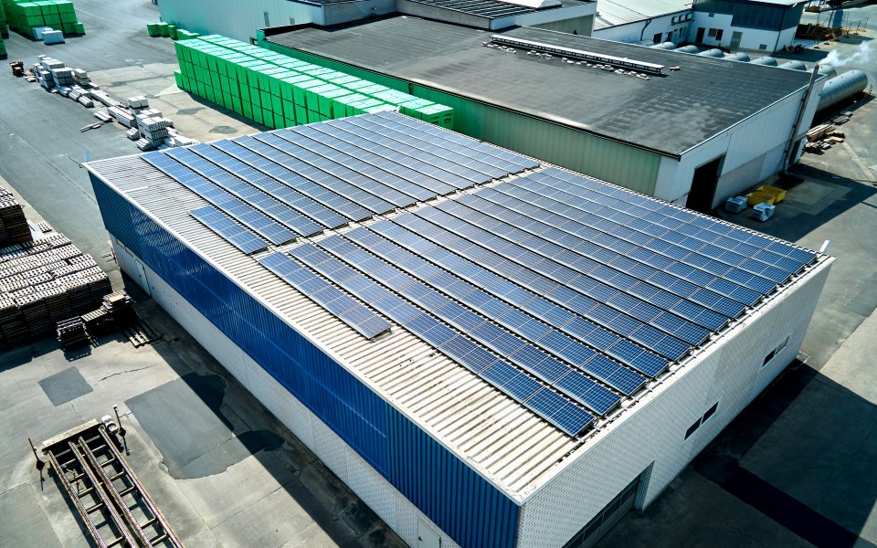 2010 – The company kicks off its energy transition with solar